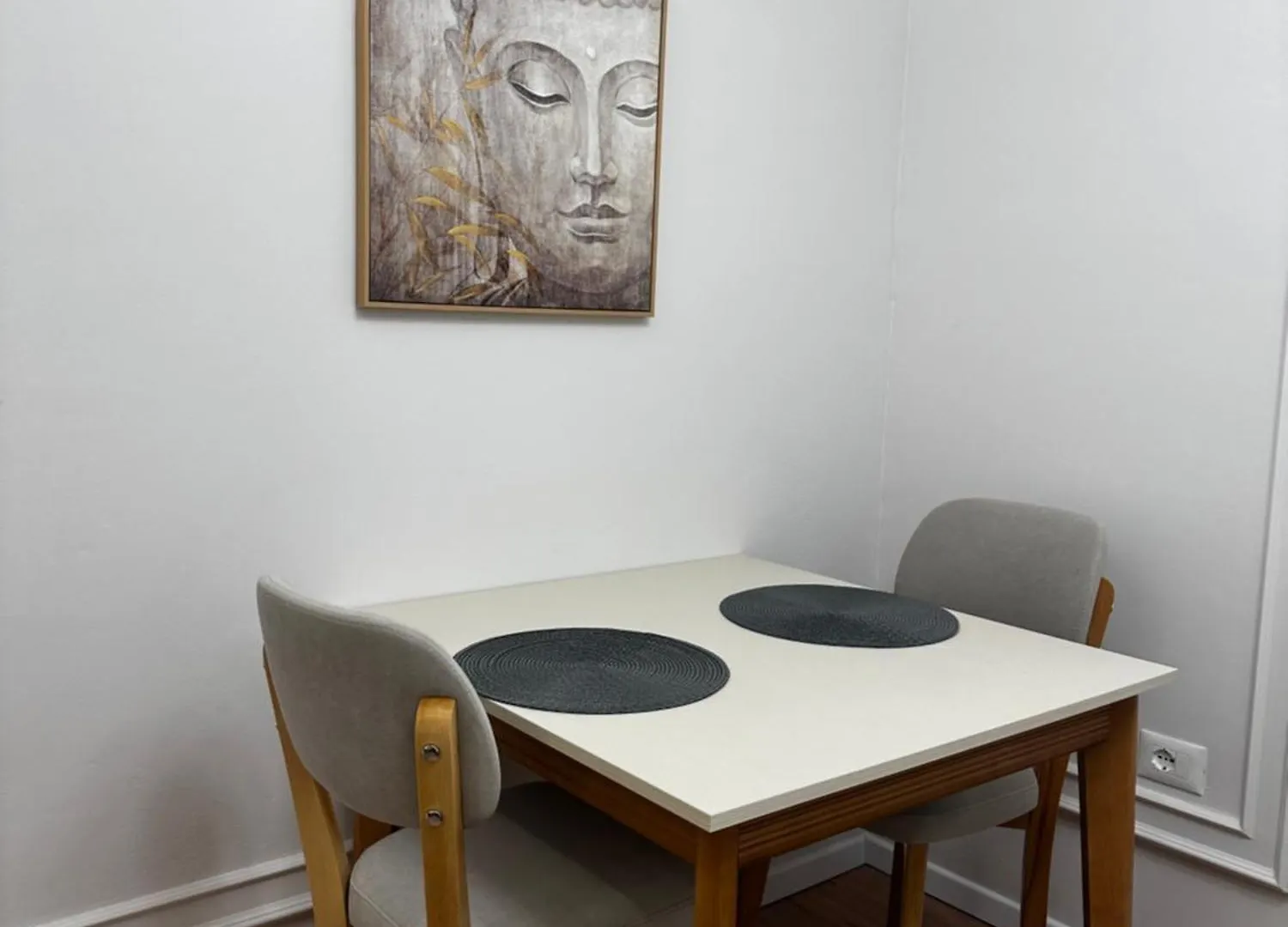 Mera Apartment Tirana 0*,  Albania